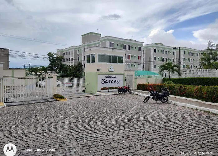 Em Natal, Aptº 2/4 Inteiro Em Condominio Fechado.