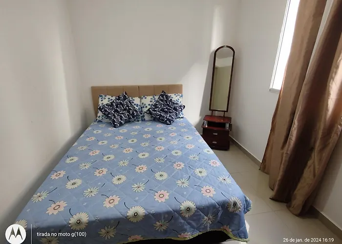 Em Natal, Aptº 2/4 Inteiro Em Condominio Fechado.