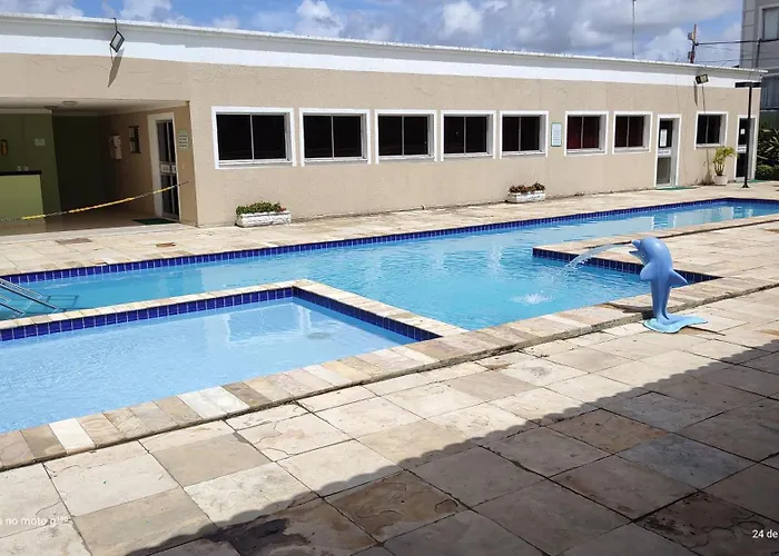 Em Natal, Aptº 2/4 Inteiro Em Condominio Fechado.